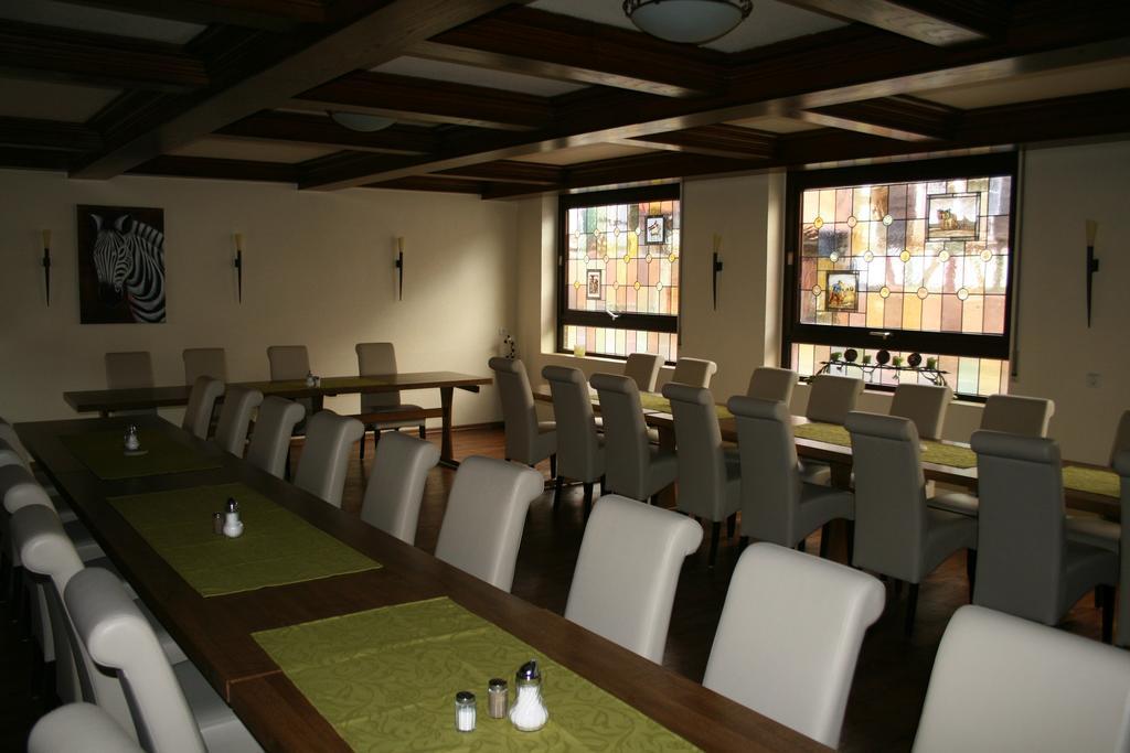 Hotel Restaurant Zum Schwanen Bruchköbel Zewnętrze zdjęcie